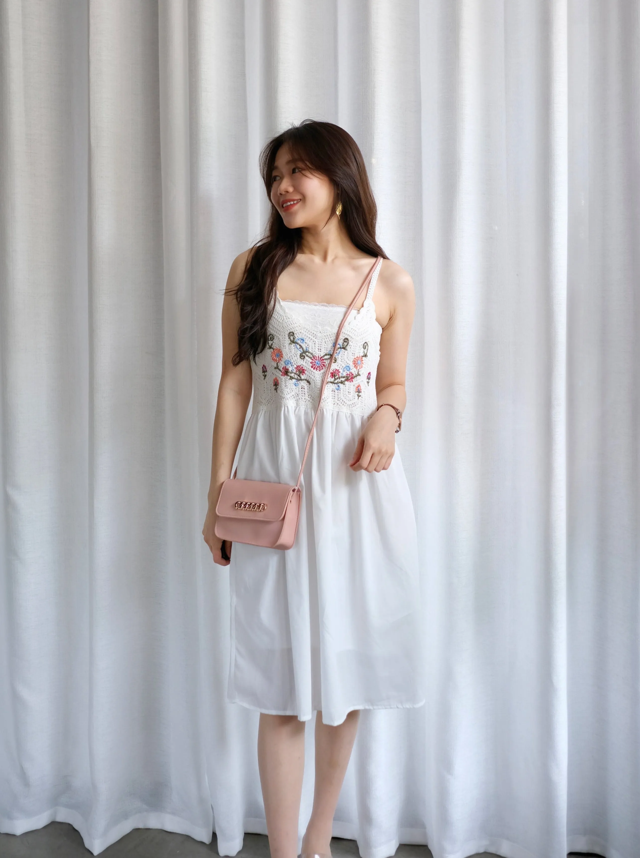 ACEWIN Spaghetti Strap Floral Embroidery Crochet Dress (Free Size) 703218
