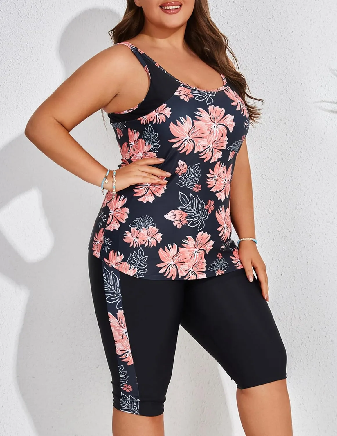 Hanna Nikole Women's Plus Size Tummy Control Tankini Swimsuits Color Block Bathing Suits with Shorts Knee Length