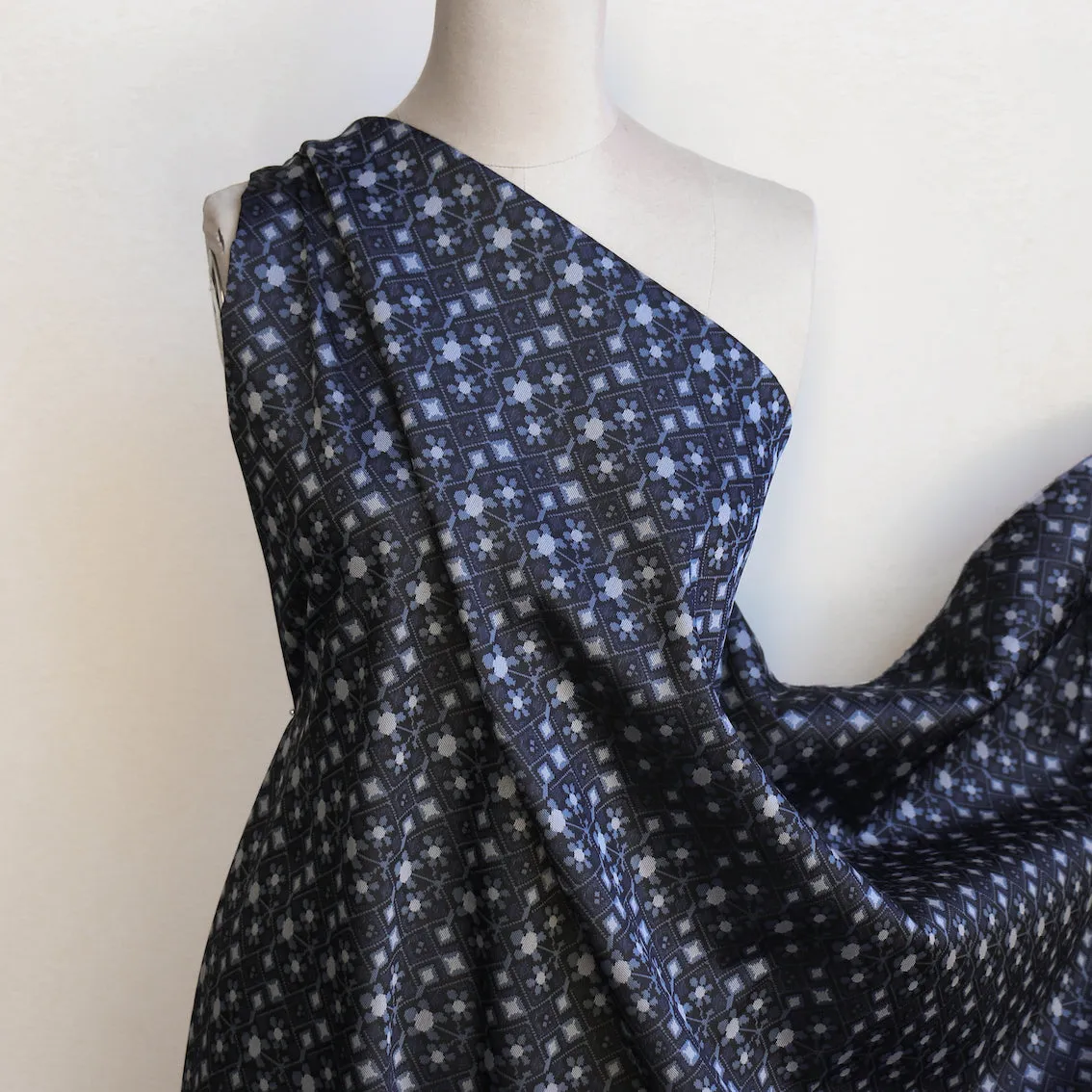 Matera Navy Jacquard